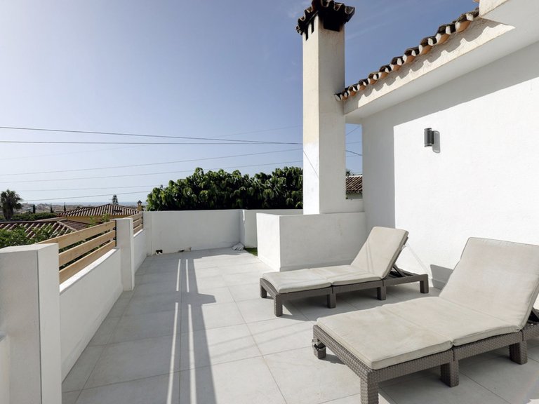 Villa for Sale in Marbella, Malaga 24