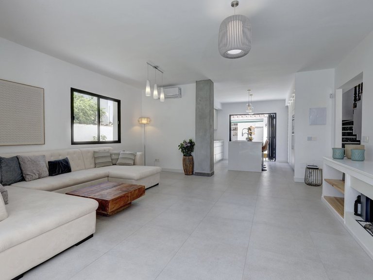 Villa for Sale in Marbella, Malaga 13