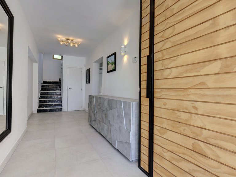 Villa for Sale in Marbella, Malaga 7