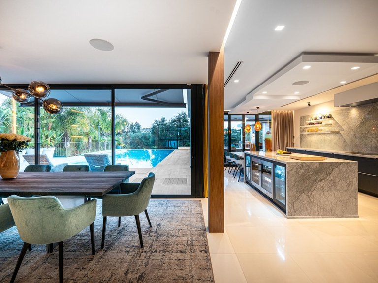 Villa for Sale in Marbella, Malaga 17
