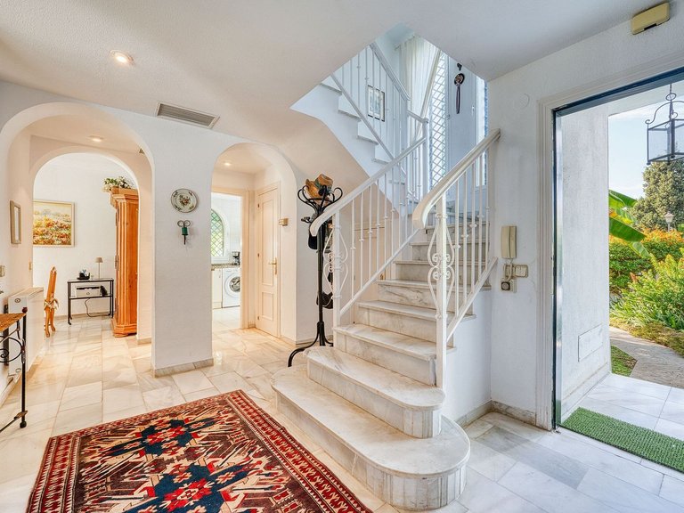 Villa for Sale in Marbella, Malaga 14