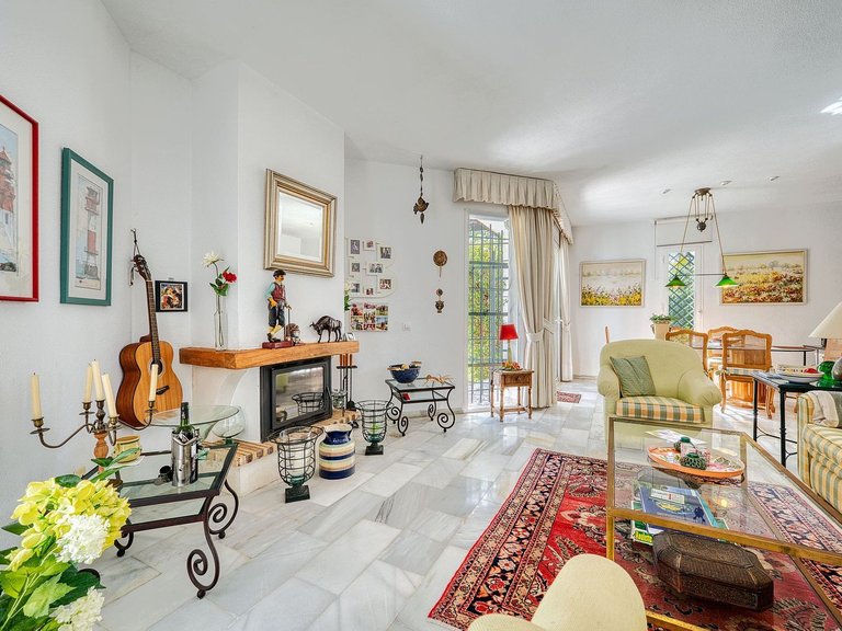 Villa for Sale in Marbella, Malaga 12