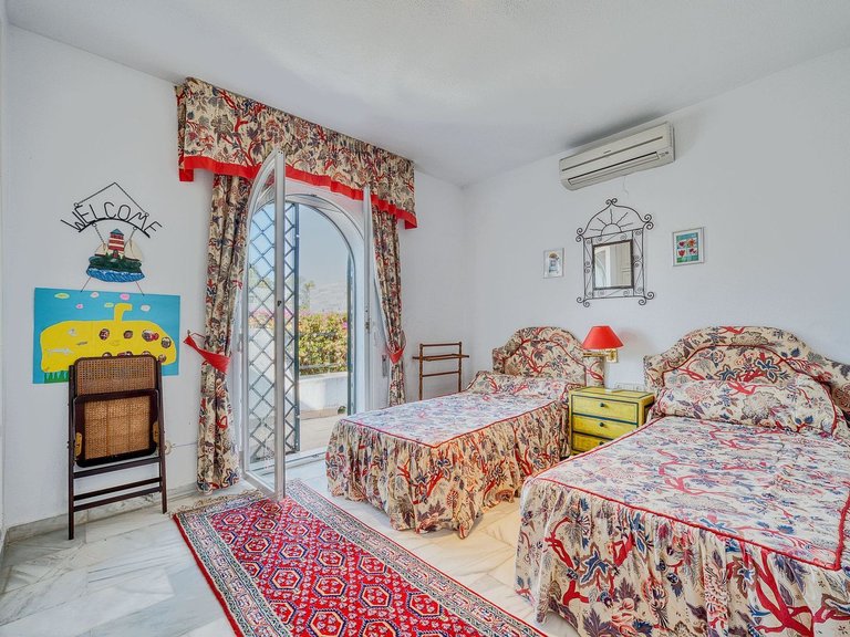 Villa for Sale in Marbella, Malaga 11