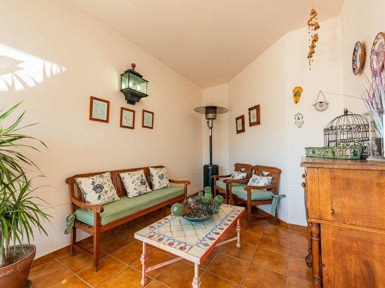 Spacious duplex penthouse for sale 7
