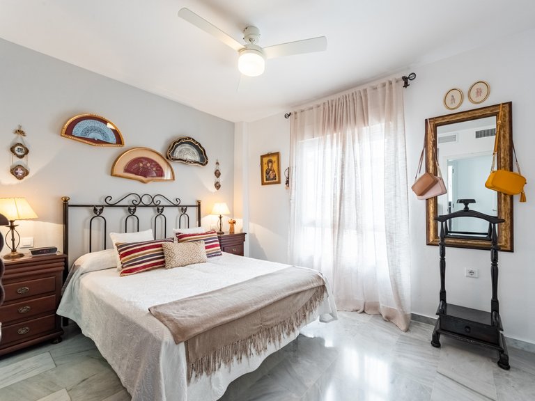 Spacious duplex penthouse for sale 15