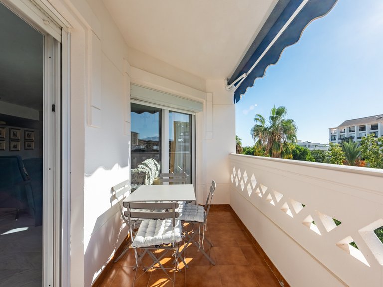 Spacious duplex penthouse for sale 14