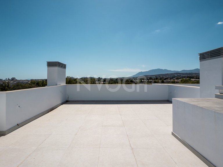Treetops Villa 12 – Modern Elegans med Panoramautsikt 17