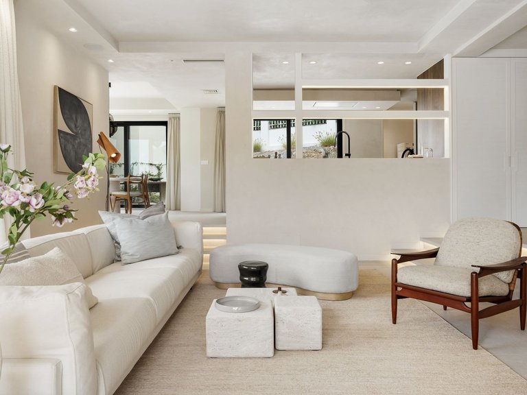 Villa for Sale in Benahavis, Malaga 23