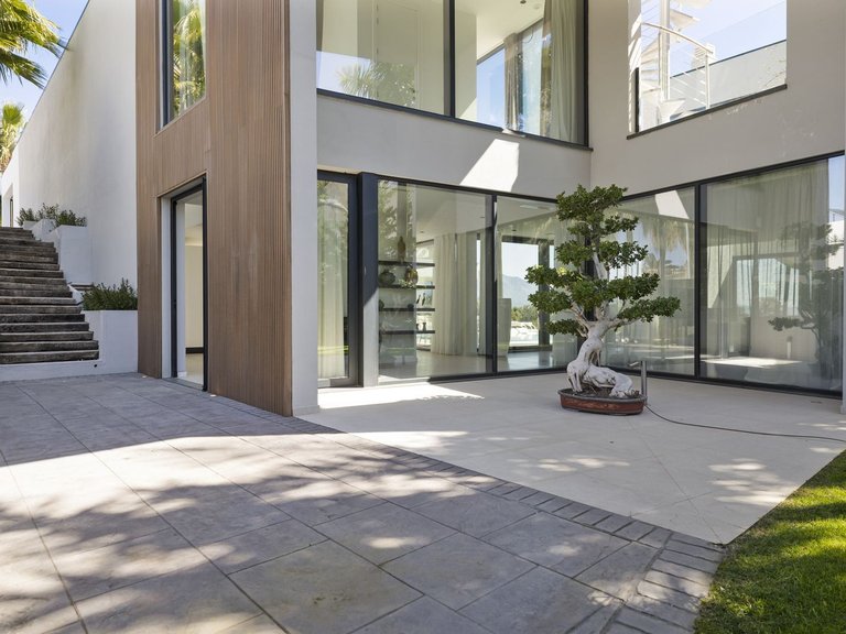 Villa for Sale in Benahavis, Malaga 2