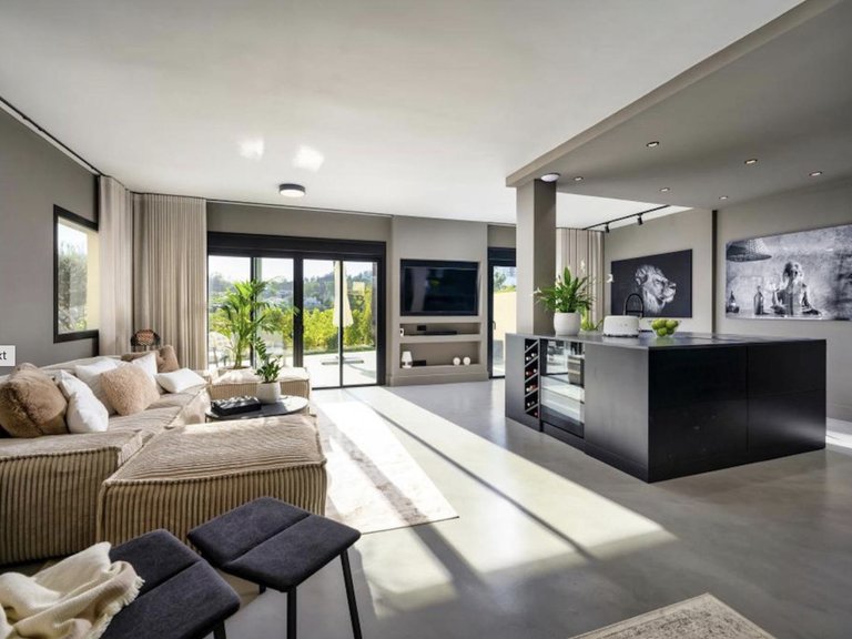 Estilo y Vistas Panorámicas en Esta Vivienda Renovada en la Exclusiva Zona de La Quinta 4