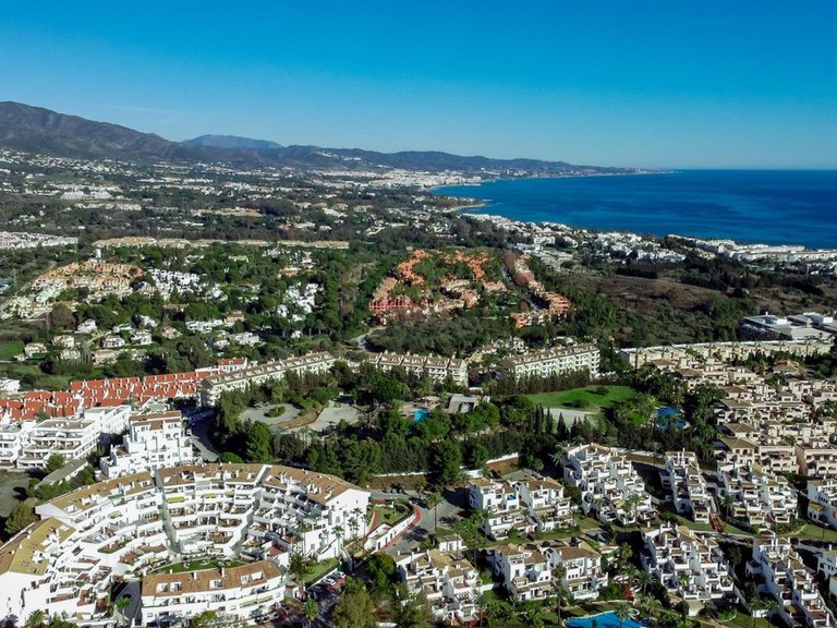Penthouse for Sale in Marbella, Malaga 16