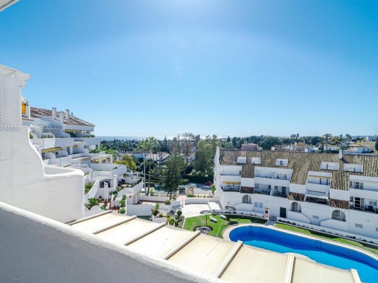 Penthouse for Sale in Marbella, Malaga 1