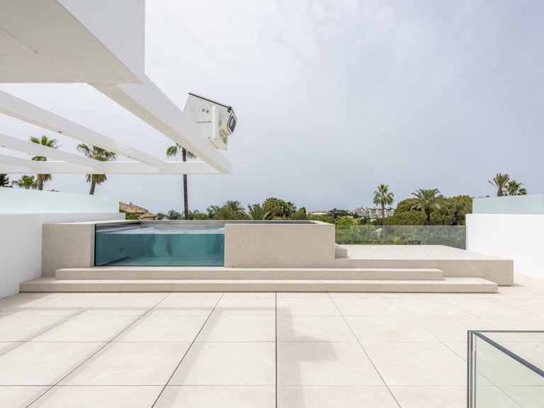 Villa for Sale in Marbella, Malaga 38