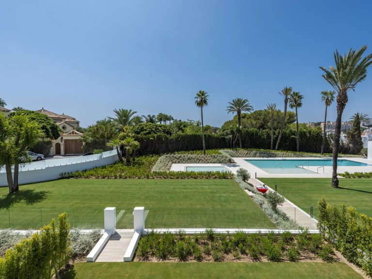 Villa for Sale in Marbella, Malaga 11