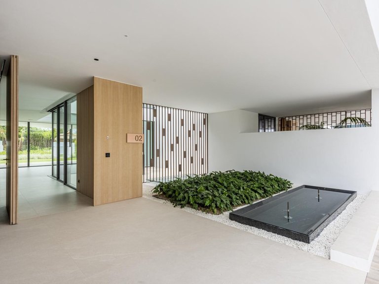 Villa for Sale in Marbella, Malaga 16