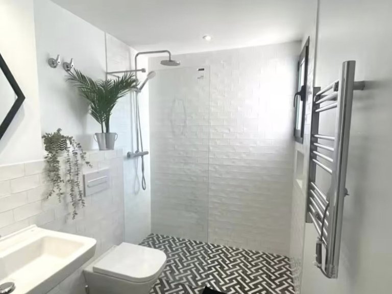 Villa for Sale in Marbella, Malaga, 16