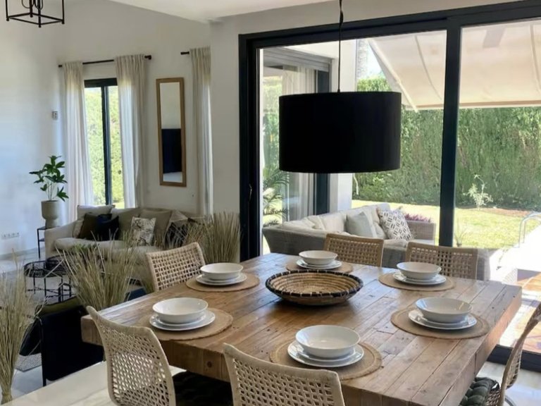 Villa for Sale in Marbella, Malaga, 13