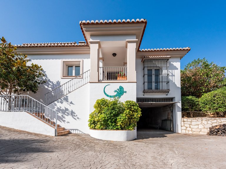 Villa for sale in Mijas Costa, Malaga 28