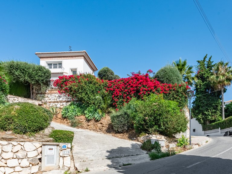 Villa for sale in Mijas Costa, Malaga 29
