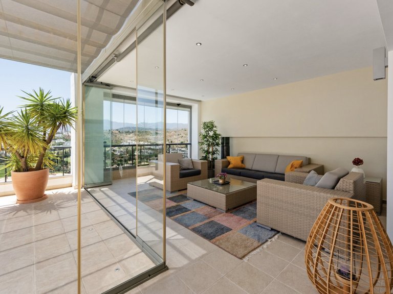 Exklusiv takvåning med panoramautsikt i Los Flamingos, Marbella 8