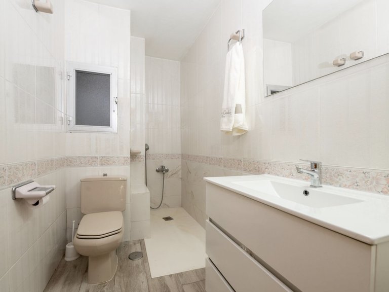 Apartment for Sale in Marbella, Malaga, 12