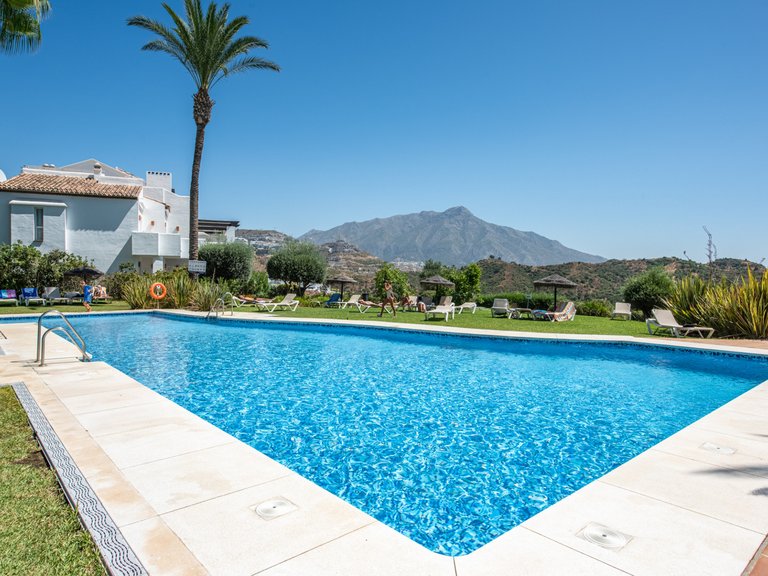 Apartment for Sale in Benahavis, Malaga, La Quinta 20
