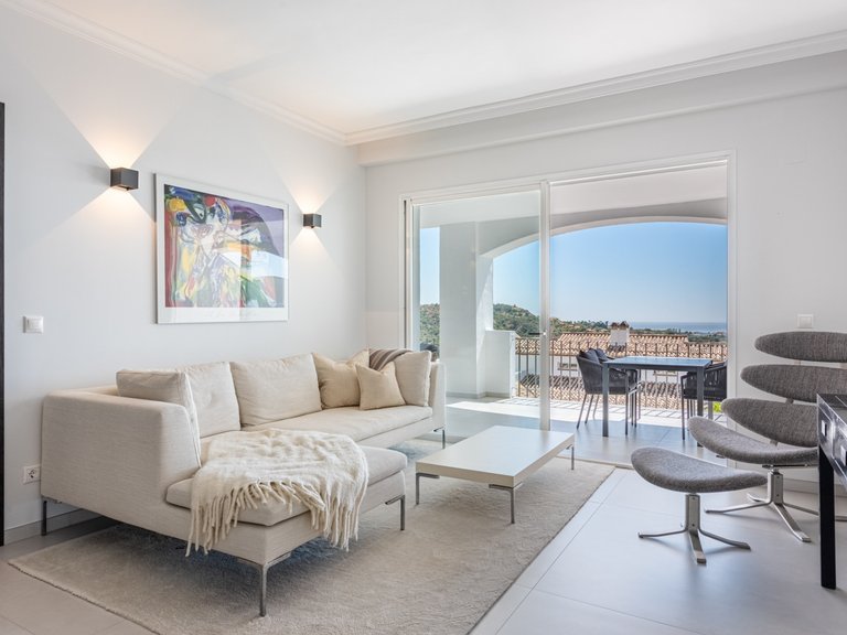 Apartment for Sale in Benahavis, Malaga, La Quinta 6