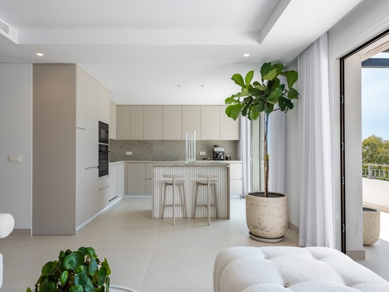 Elegante ático de dos plantas con piscina privada y vistas panorámicas – La Quinta, Benahavís 11