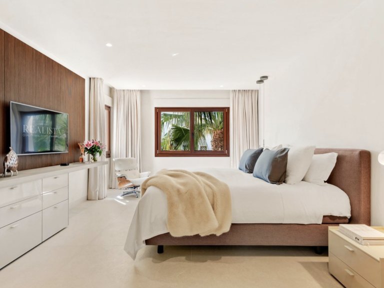 Town House for Sale in Marbella, Malaga, Marbella Golden Mile 10
