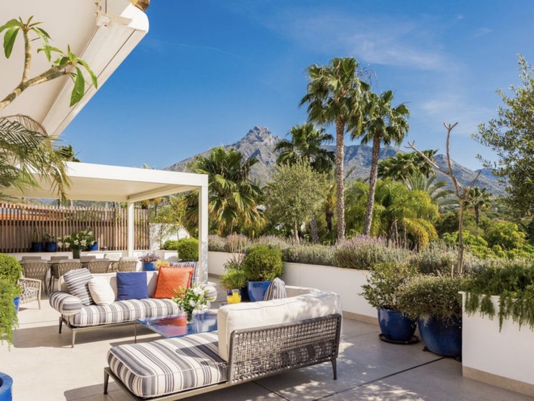 Town House for Sale in Marbella, Malaga, Marbella Golden Mile 1