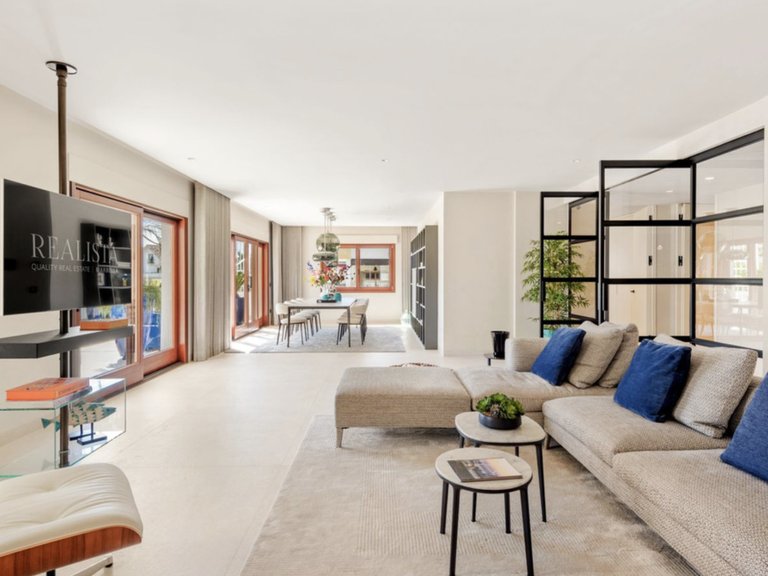 Town House for Sale in Marbella, Malaga, Marbella Golden Mile 3