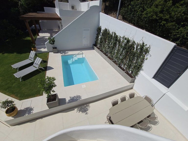 Exclusive Contemporary Villa for Sale in Huerta Belón, Marbella Centre 2