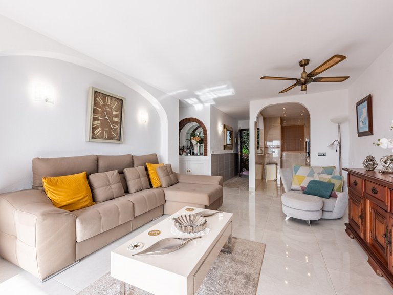 Apartment for sale in Mijas Costa, Malaga 8