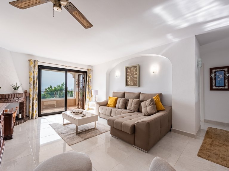 Apartment for sale in Mijas Costa, Malaga 2