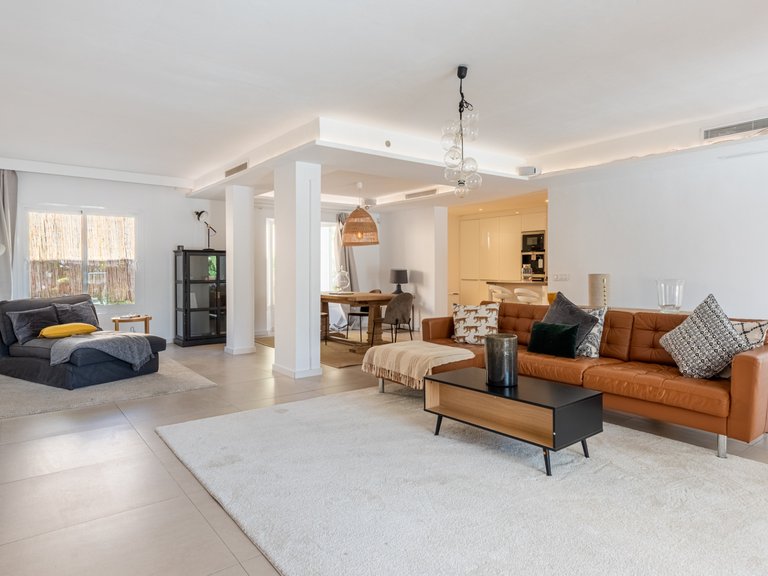 Villa for Sale in Marbella, Malaga 4