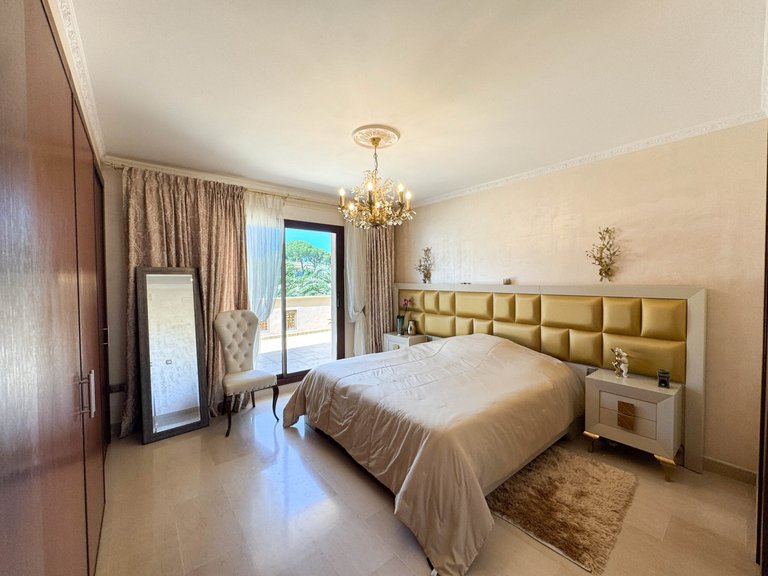 Penthouse for Sale in Marbella, Malaga 7