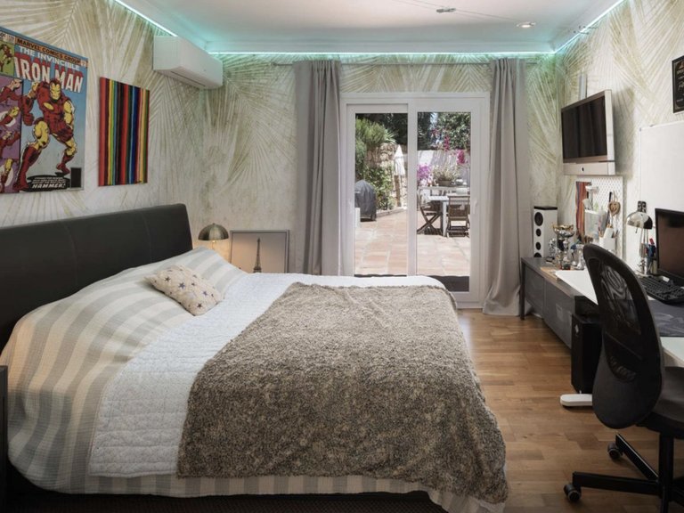 Sofistikerad Villa i Andalusisk Stil med Havsutsikt och Exklusiva Detaljer 13