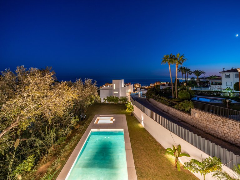 Villa for sale in Benalmadena, Malaga 35