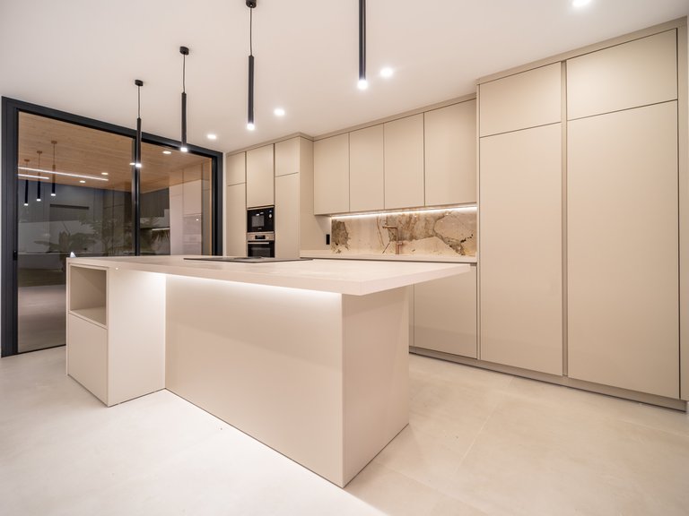 Villa for sale in Benalmadena, Malaga 28