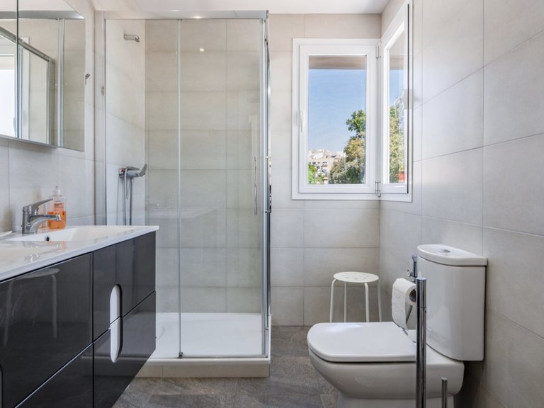 Villa for Sale in Marbella, Malaga, 9