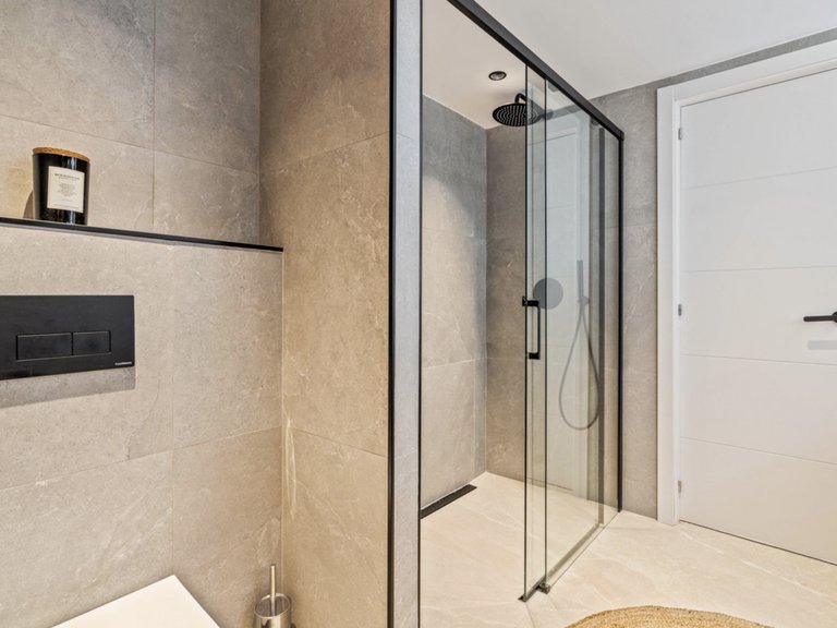 Apartment for Sale in Marbella, Malaga 17