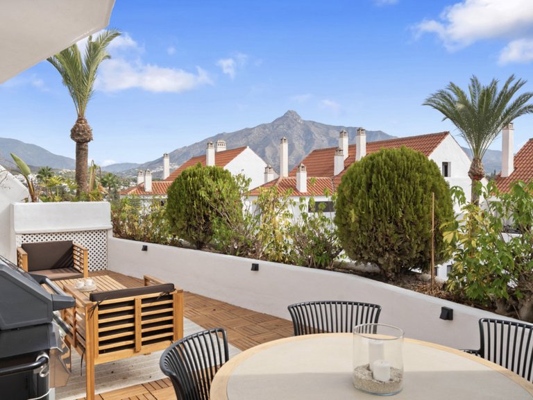 Apartment for Sale in Marbella, Malaga 1