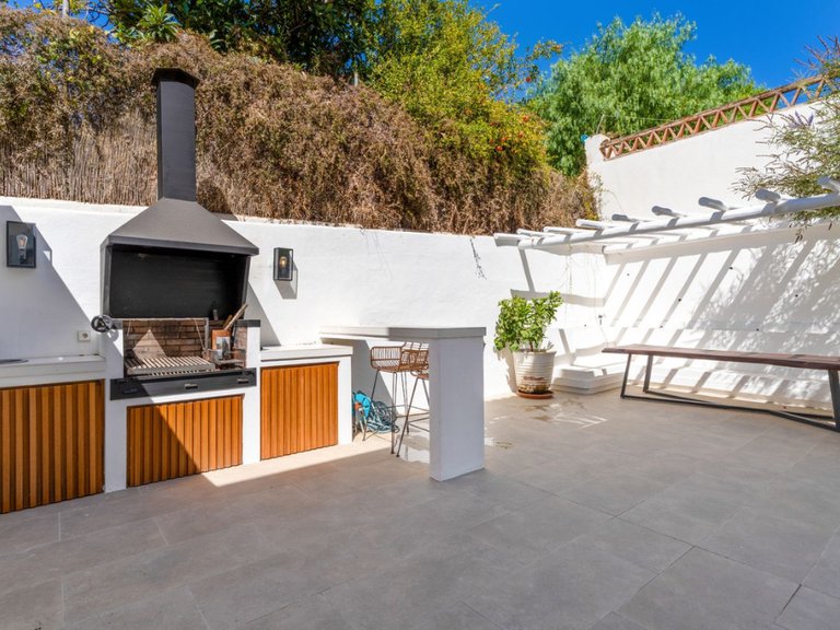 Villa for Sale in Marbella, Malaga 32