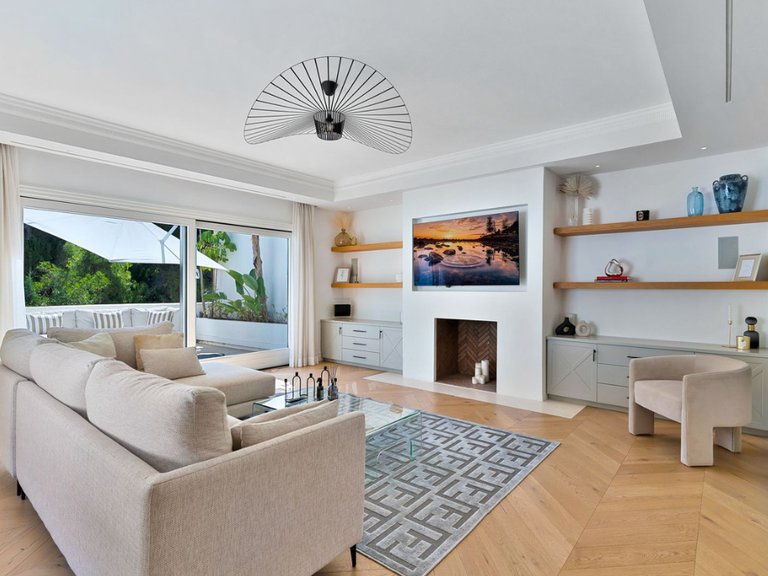 Villa for Sale in Marbella, Malaga 2
