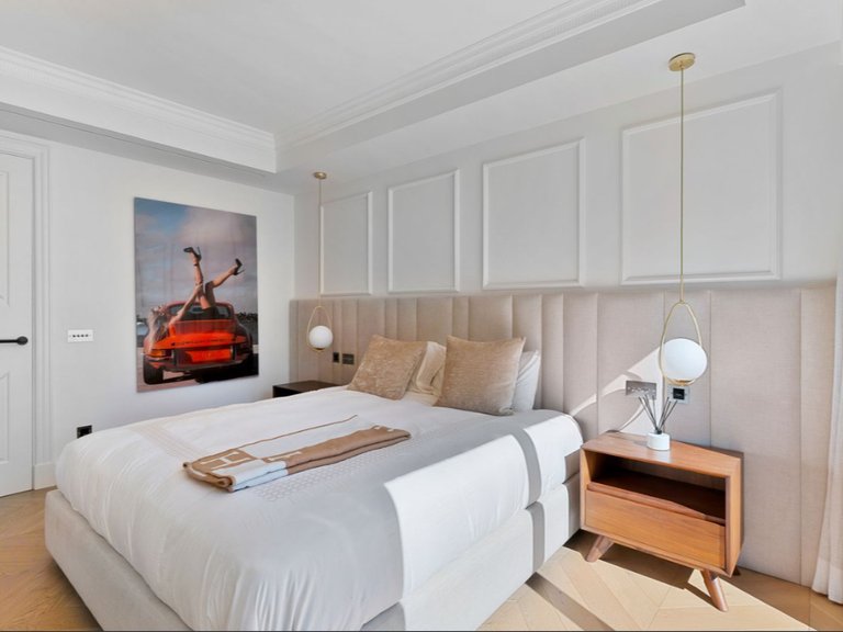 Villa for Sale in Marbella, Malaga 8