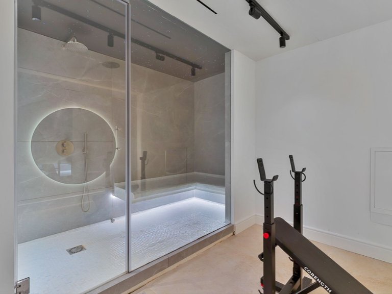 Villa for Sale in Marbella, Malaga 29
