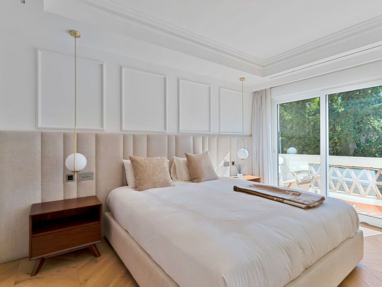 Villa for Sale in Marbella, Malaga 4