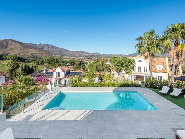 Villa for sale in Mijas Costa, Malaga 35