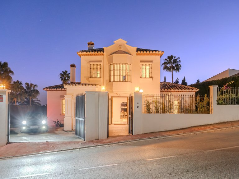Villa for Sale in Marbella, Malaga 3