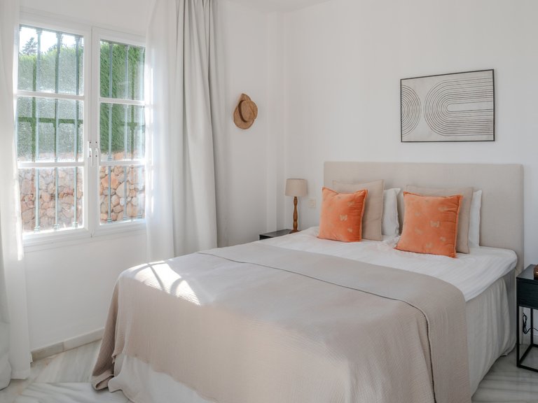 Villa for Sale in Marbella, Malaga 31